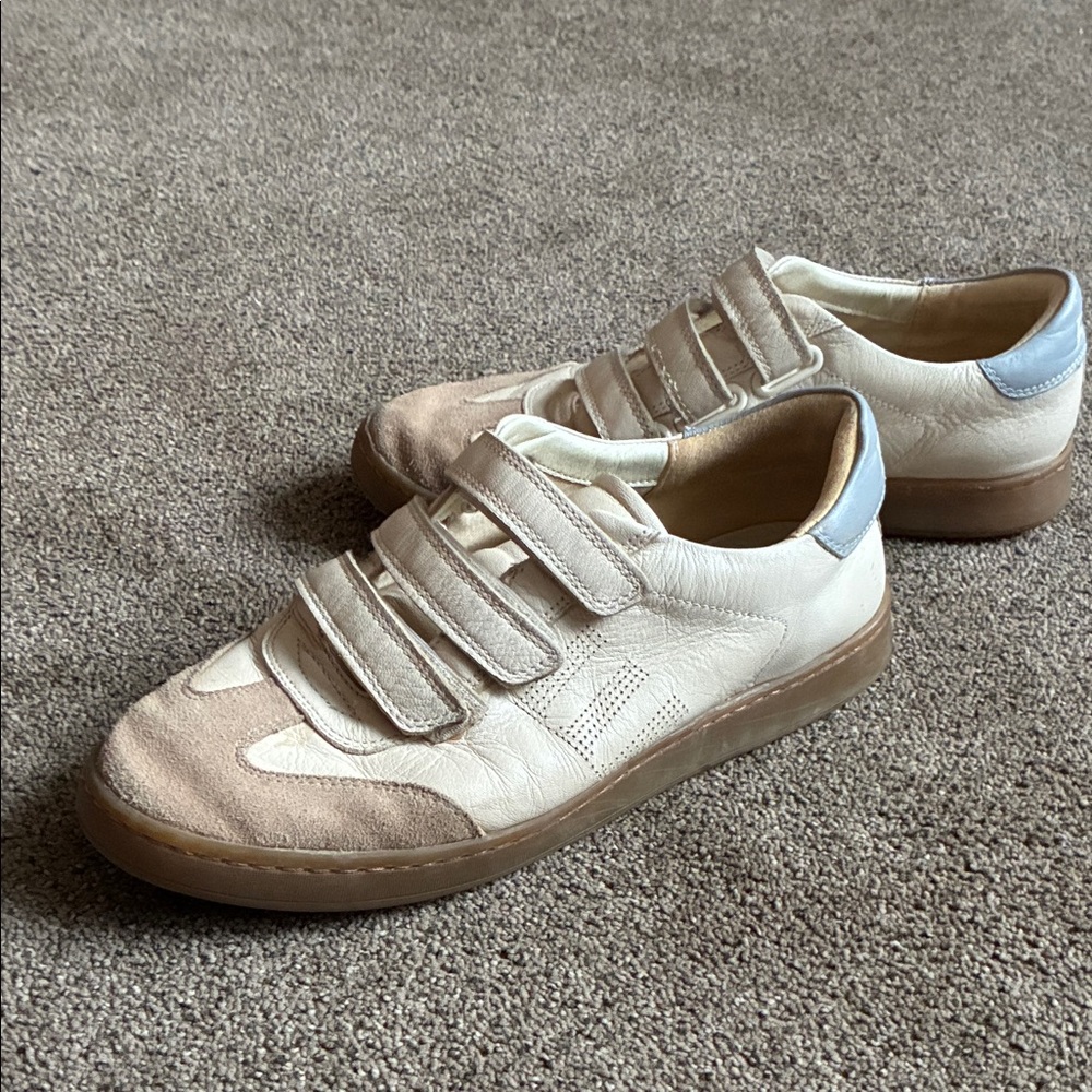 Sam Edelman Reve Sneakers - Picture 2 of 10